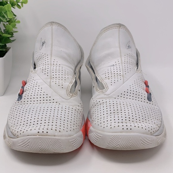 Under Armour Steph Curry Shoes - Picture 2 of 13